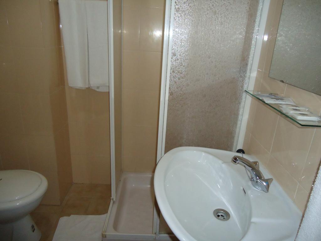 Готель Residencial Coroa D'Ouro Фатіма Номер фото